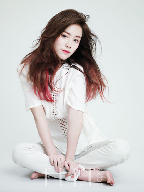 Han-Ji-Min-ELLE-Korea-4-590x787